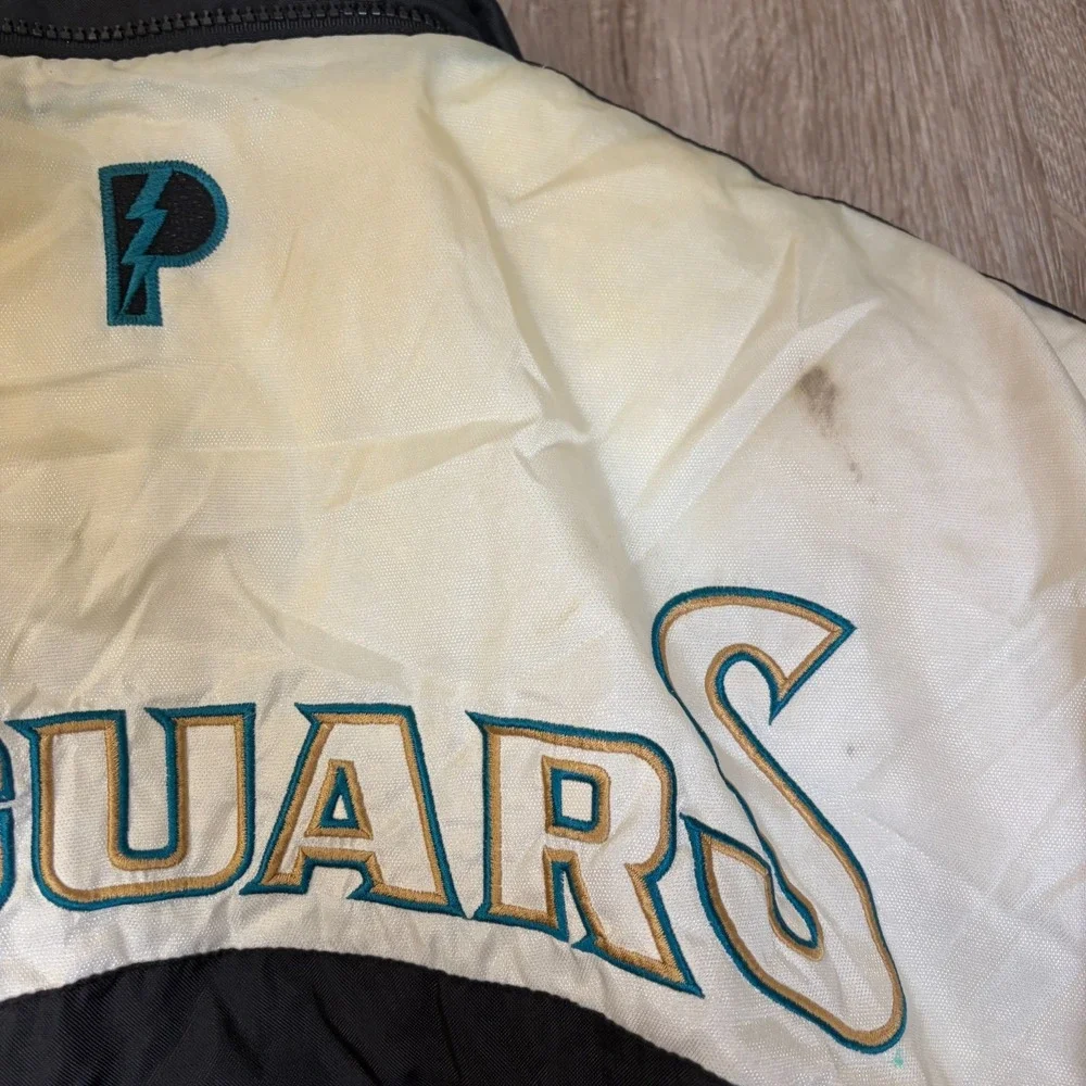 VTG Jacksonville Jaguars Puffer Jacket Mens XL Full Zip Nylon NFL Vintage Black